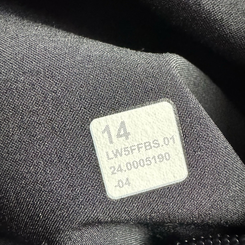 Lululemon Swift Wide Leg Mid-Rise Pants in Black Sz 14 - Picture 4 of 9